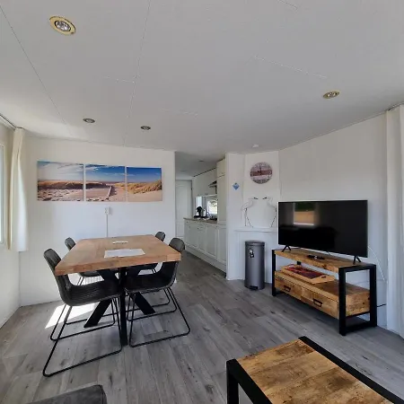 Chalet Texel Dream Nr. 17 Op Chaletpark Bregkoog-2